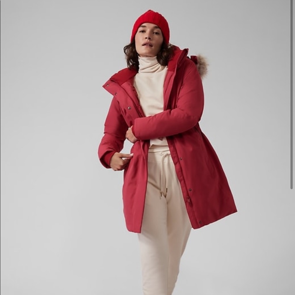Athleta Rainout Outbound Parka—Small